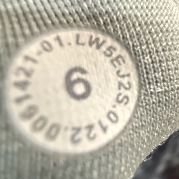 Lululemon Align High Rise Legging With Pockets - Picture 7 of 8